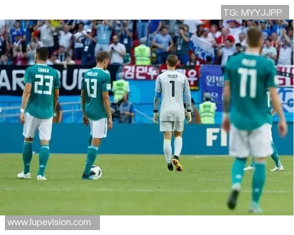 阿根廷足球明星的辉煌历程与传奇故事探秘