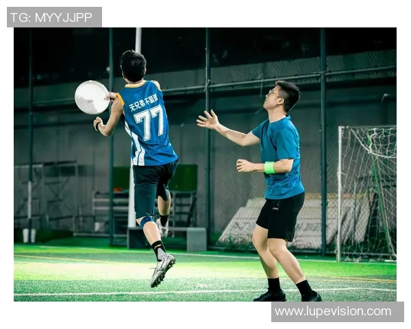 飞盘战术：杭州飞盘队的中路突破体系